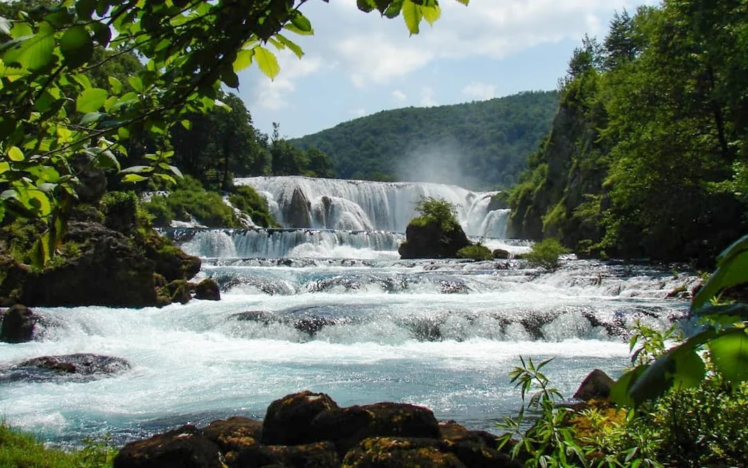 Epic Una whitewater rafting in Croatia Image 6