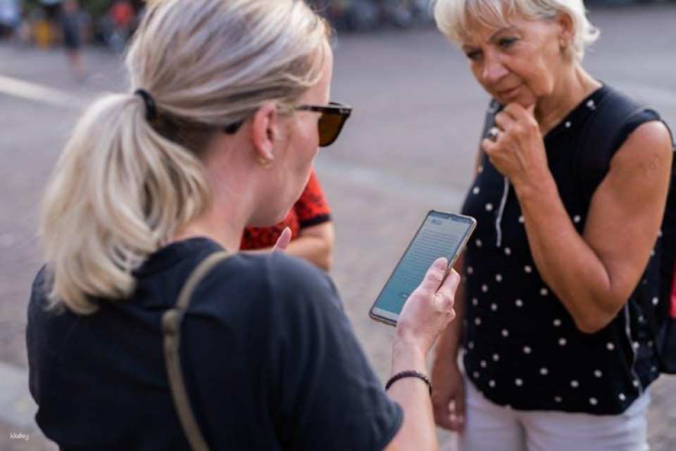 Escape Tour self-guided, interactive city challenge in Naples