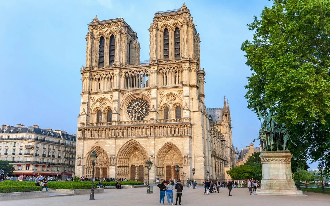 Eternal Notre-Dame VR Experience Tickets Image 10