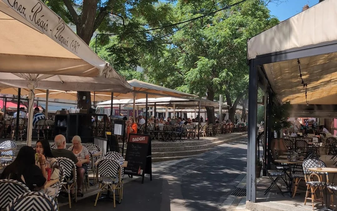 Euric's Bow in Montpellier: Self-Guided City Exploration Game Image 5