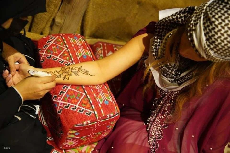 Evening desert safari in Al Marmoom with BBQ dinner from Dubai