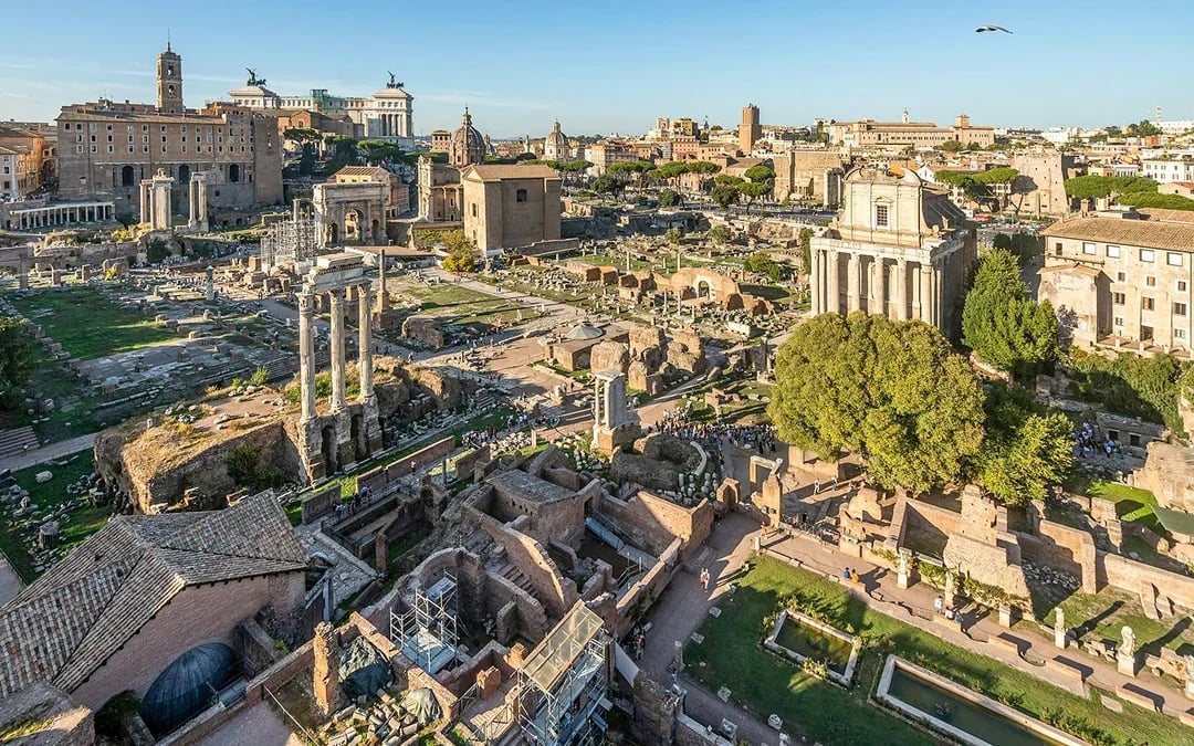 Evening Rome Walking Tour: Colosseum Arena, Trevi Fountain & Roman Forum Image 6
