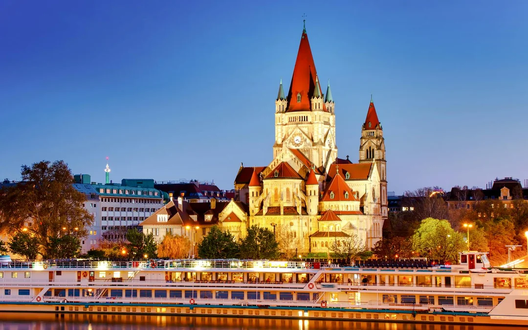 Evening Sightseeing Cruise on Danube River & Canal with Optional Dinner Image 5