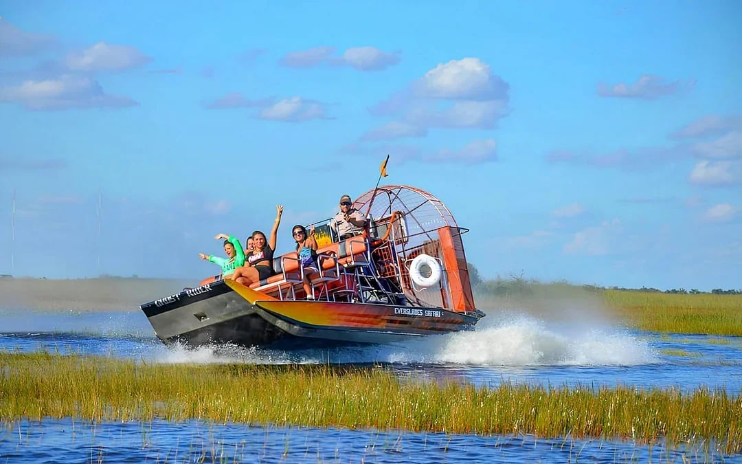 Everglades National Park: Safari Park Airboat Tour with Transportation from Miami Image 1