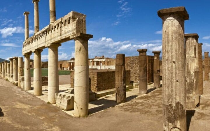 Exclusive Private Tour of Pompeii with a Local Guide Image 10