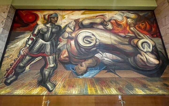 EXCLUSIVE TOUR to Palacio de Bellas Artes - small groups Image 3