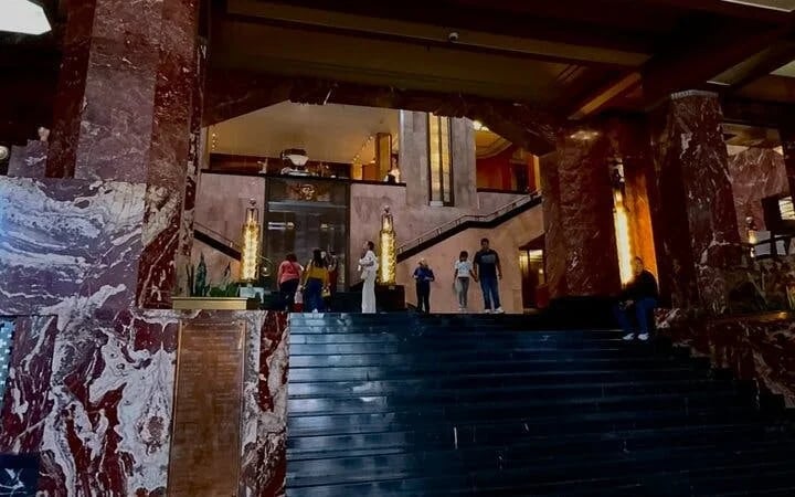 EXCLUSIVE TOUR to Palacio de Bellas Artes - small groups Image 6
