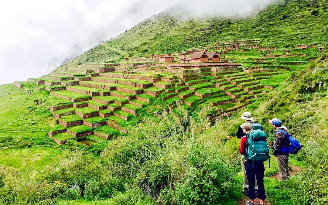 {
  "experienceName": "From Cusco: Huchuy Qosqo Guided Trek in the Sacred Valley"
} Image 10