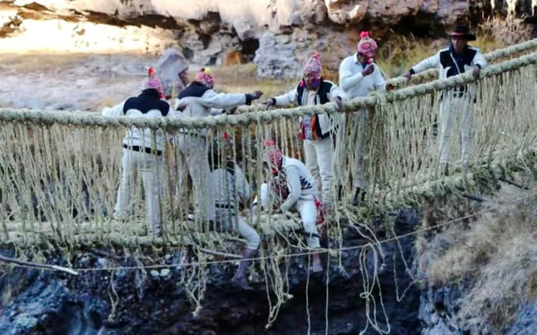 {
  "experienceName": "From Cusco: Q’eswachaka Inca Rope Bridge & 4 Lagoons Tour"
} Image 4