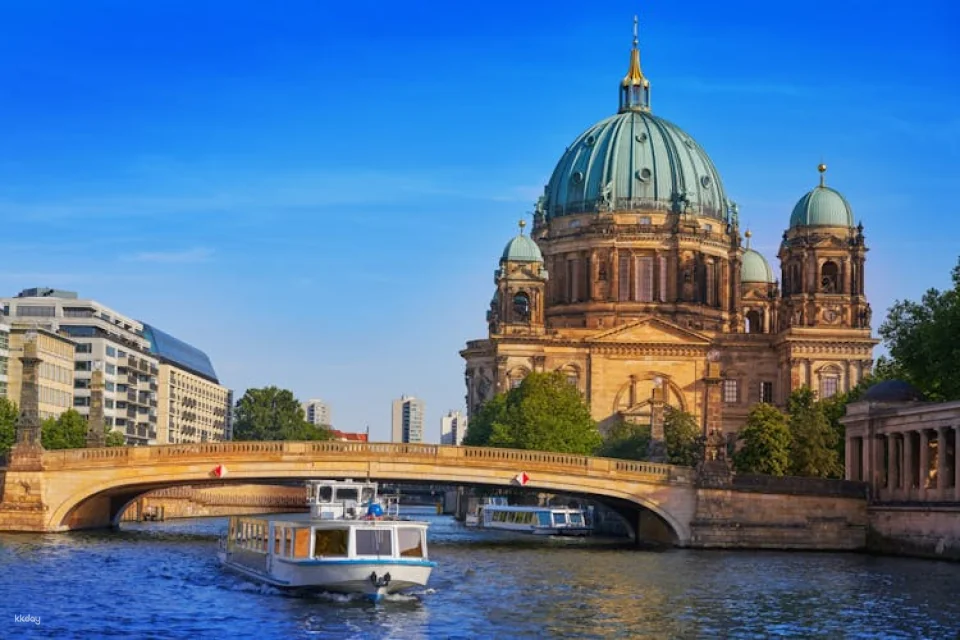 Explore Berlin in 90 minutes with a Local