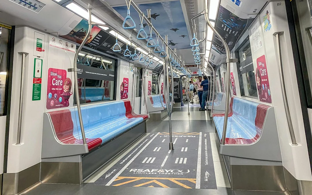EZ-Link Card Singapore: Pay-As-You-Go for Public Transport Image 2