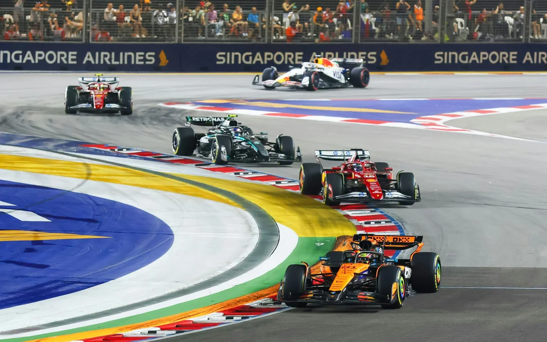 F1 Singapore Grand Prix 2026: 1-Day Passes Image 1