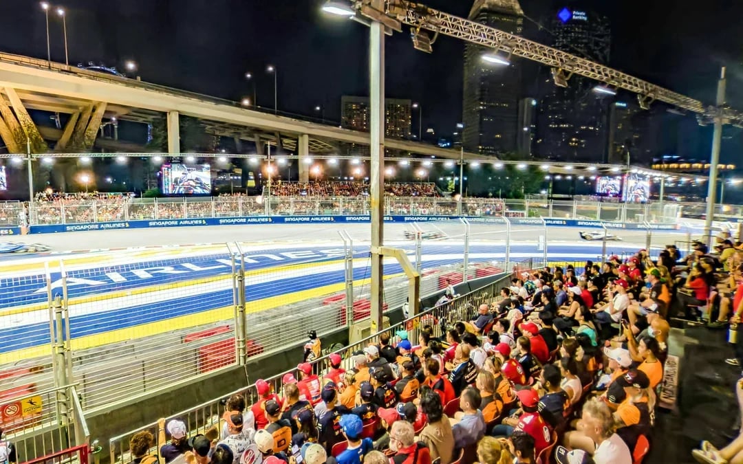 F1 Singapore Grand Prix 2026: 1-Day Passes Image 9