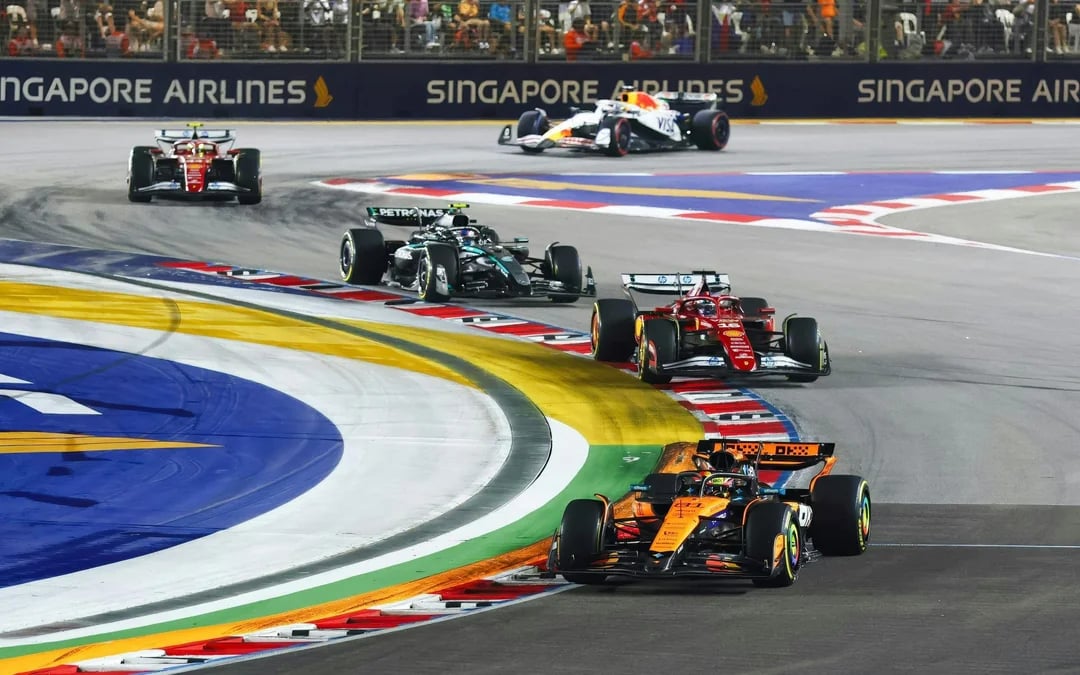 F1 Singapore Grand Prix 2026: 2-Day Passes Image 2
