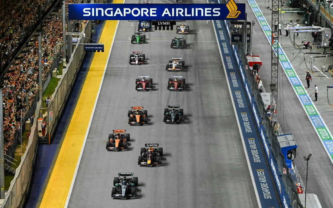 F1 Singapore Grand Prix 2026: 3-Day Grandstand Passes - All Zone Access Image 1