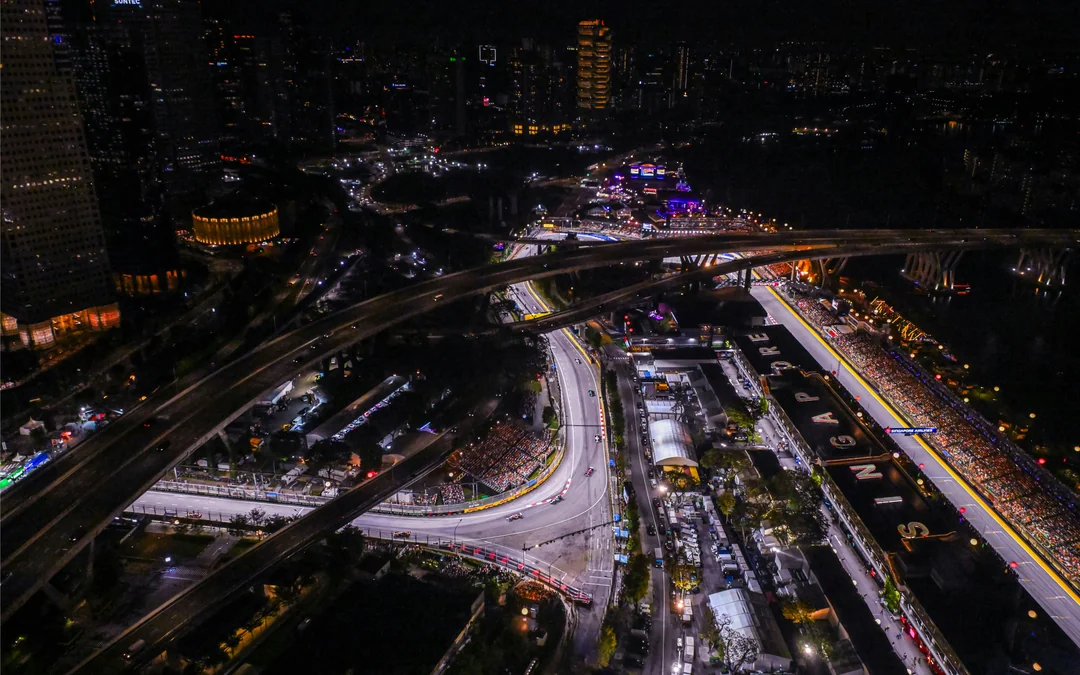 F1 Singapore Grand Prix 2026: 3-Day Grandstand Passes - All Zone Access Image 5
