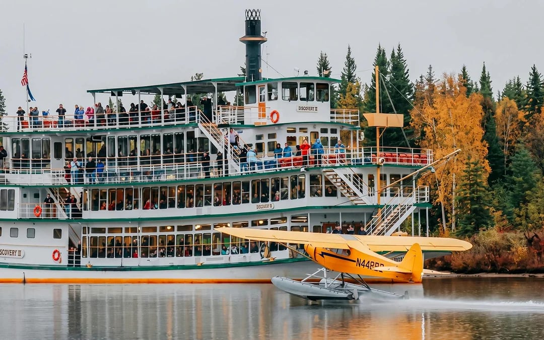 Fairbanks Guided Day Tour with Sternwheeler Cruise, Gold Panning & Sled Dog Kennel Image 10