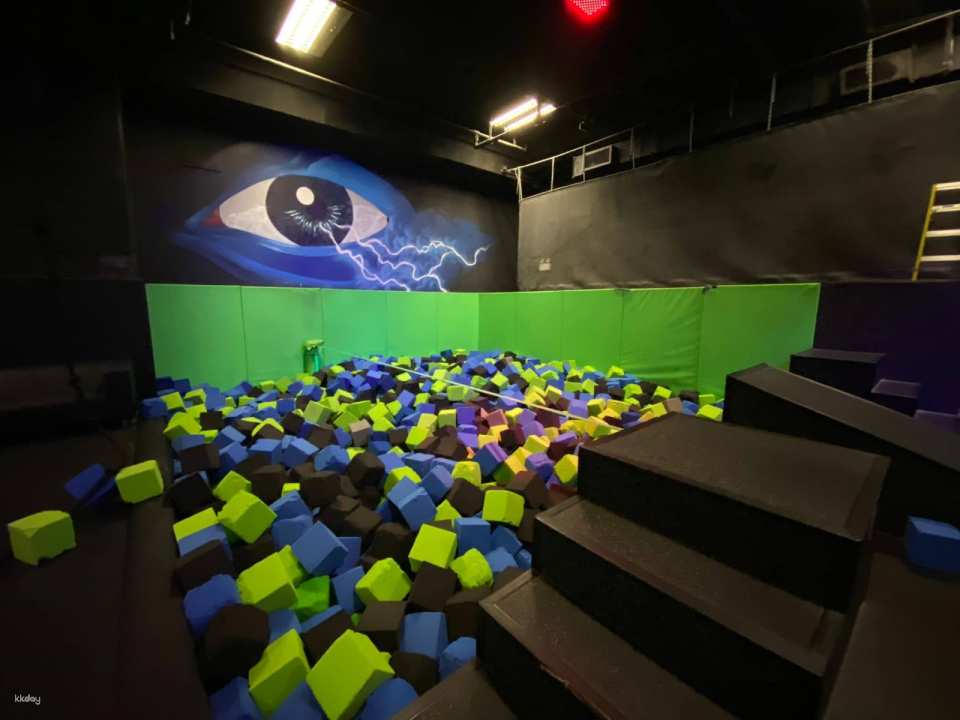 [Family-Friendly Deal] Ryze Hong Kong | Hong Kong’s Only Large Trampoline Park | 20,000 sq ft | Top Hong Kong Attraction | Quarry Bay
