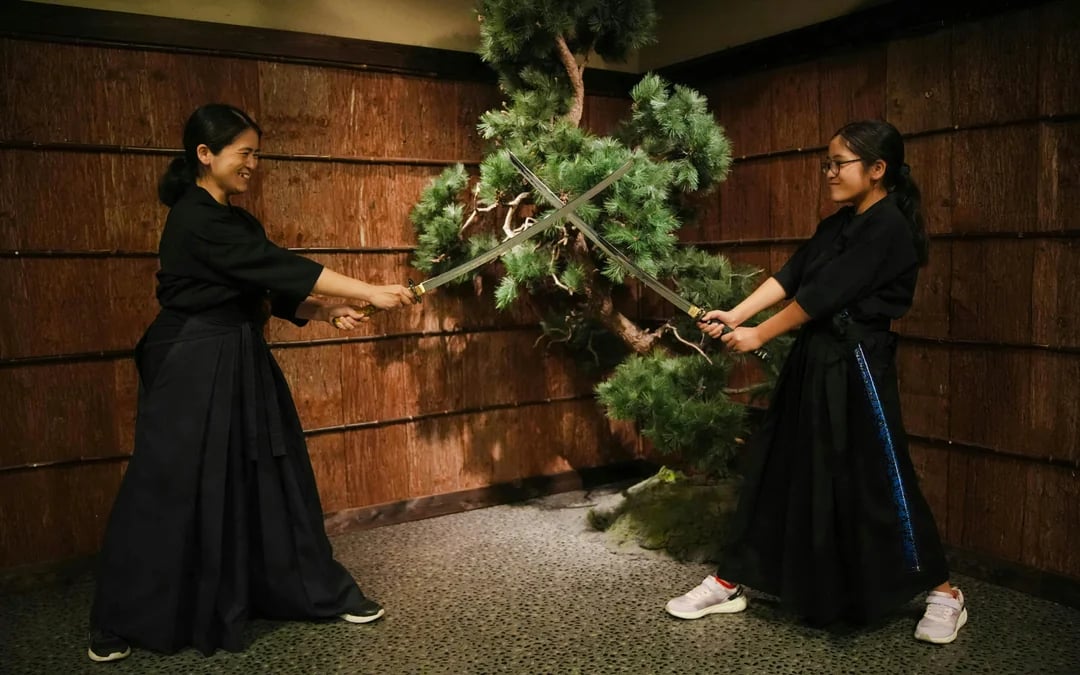 Family-Friendly Samurai Sword Experience in Shinjuku Image 6