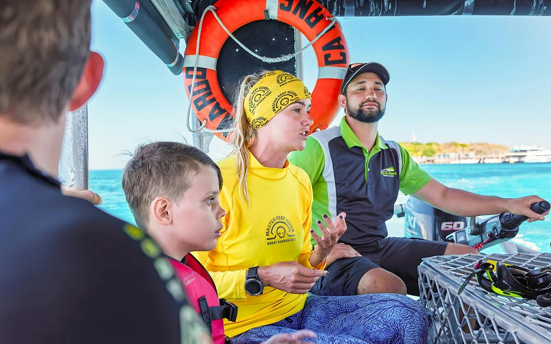 [Family Package] Cairns to Green Island Full Day Cruise Image 4