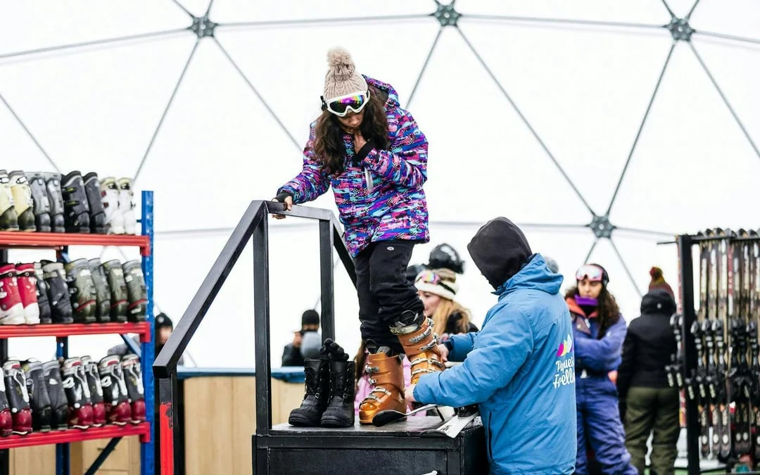 Farellones Ski: Ticket, Lessons, Transport and Snow Equipment & Add-on Clothing Image 6