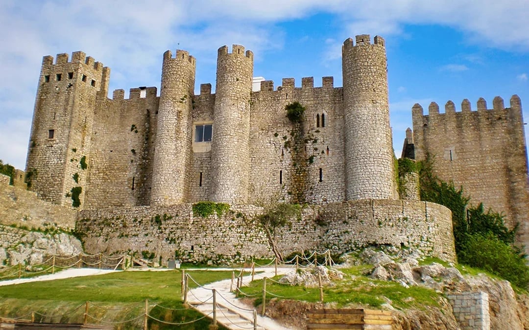 Fátima, Óbidos, Batalha & Nazaré: Day Tour From Lisbon Image 4