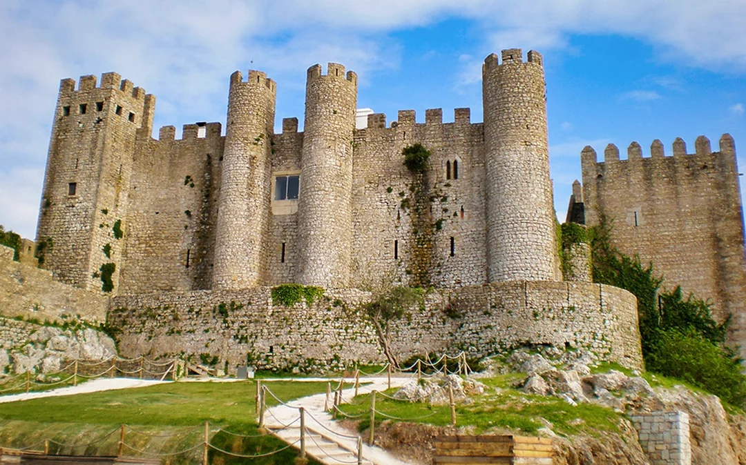 Fátima, Óbidos, Batalha & Nazaré: Day Tour From Lisbon Image 4