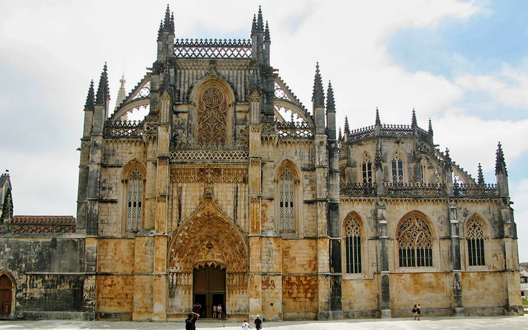 Fátima, Óbidos, Batalha & Nazaré: Day Tour From Lisbon Image 5