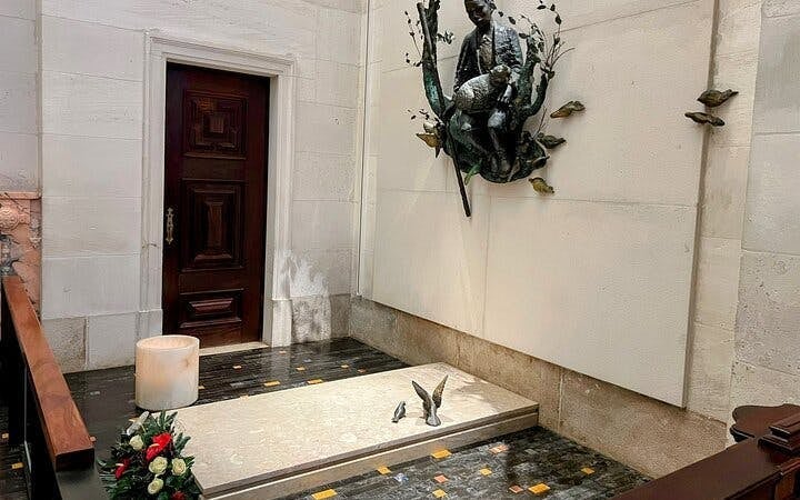 Fatima Private Tour: Shrine, Sacred Way & Shepherds’ Hometow Image 8