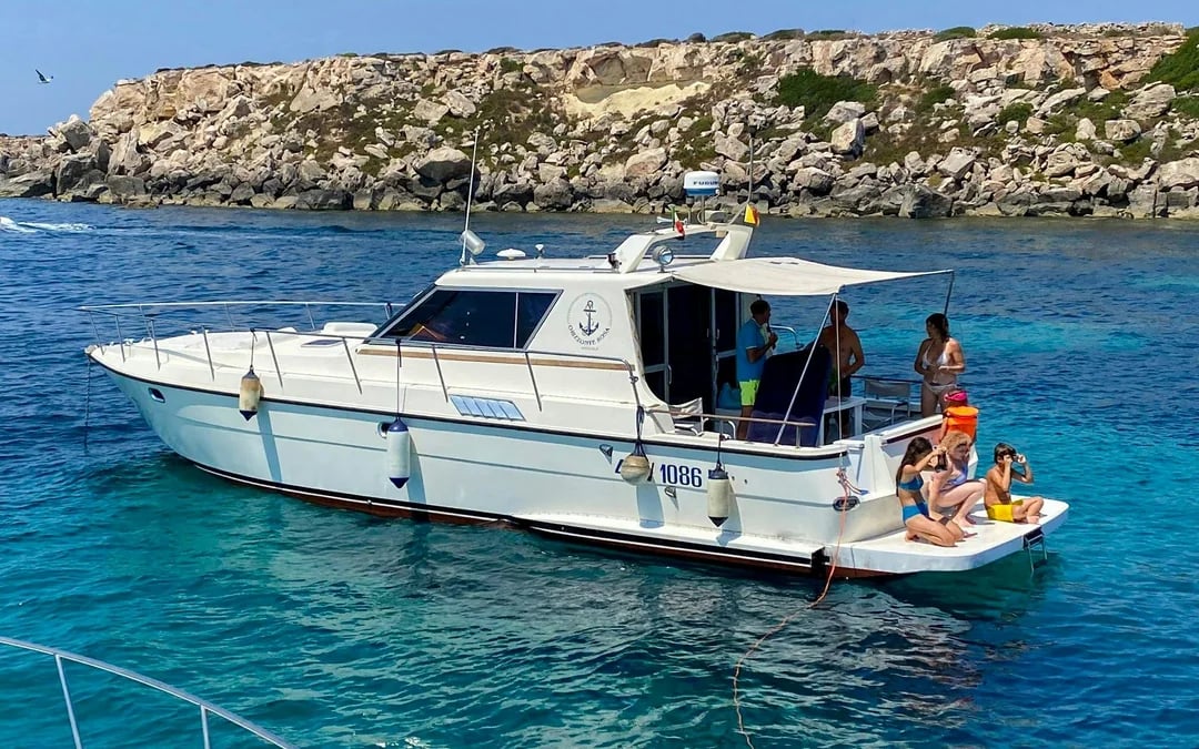 Favignana and Levanzo with an aperitif on board from Marsala Image 1