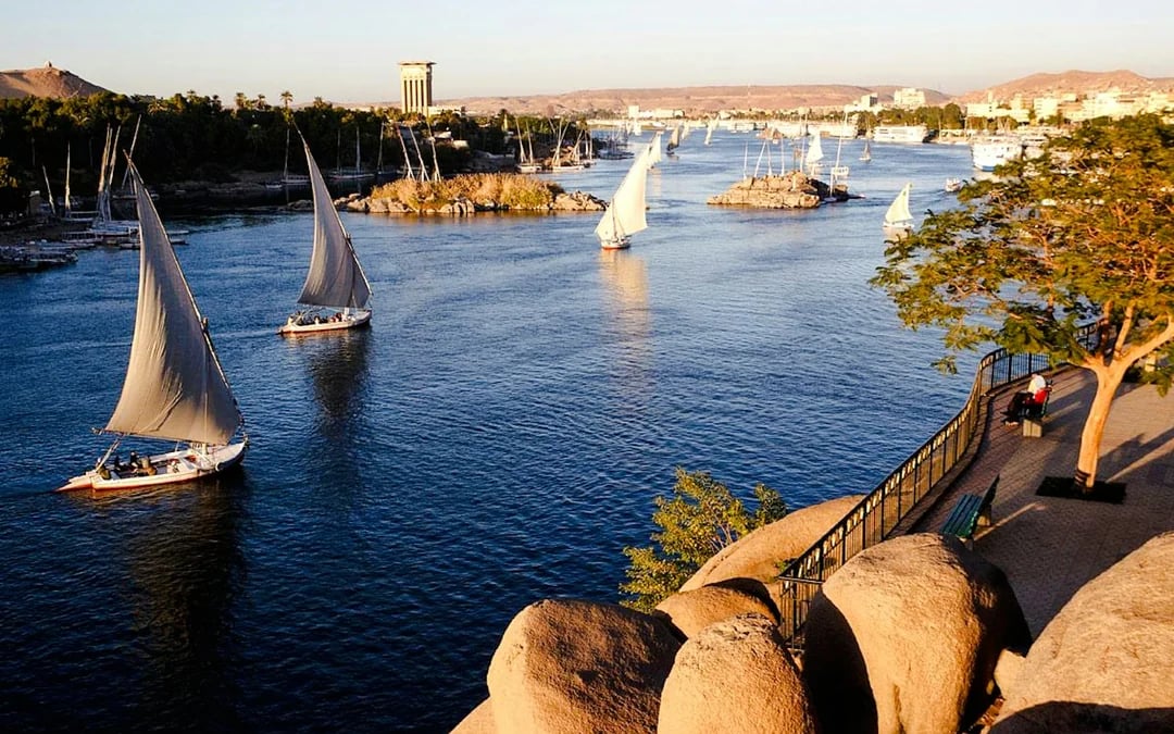 Felucca Ride on the Nile in Aswan with Hotel Pickup and Drop-Off Image 3