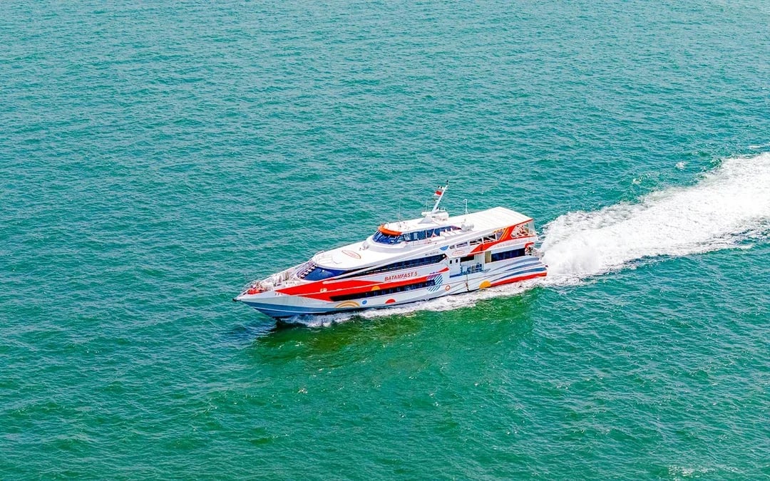 Ferry from Harbourfront (Singapore) to Batam Centre (Batam) Image 2