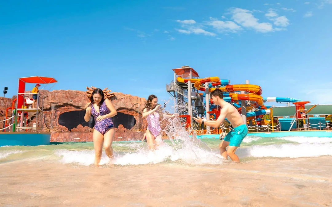 Flexi 2-Day Dreamworld and WhiteWater World Pass Image 4