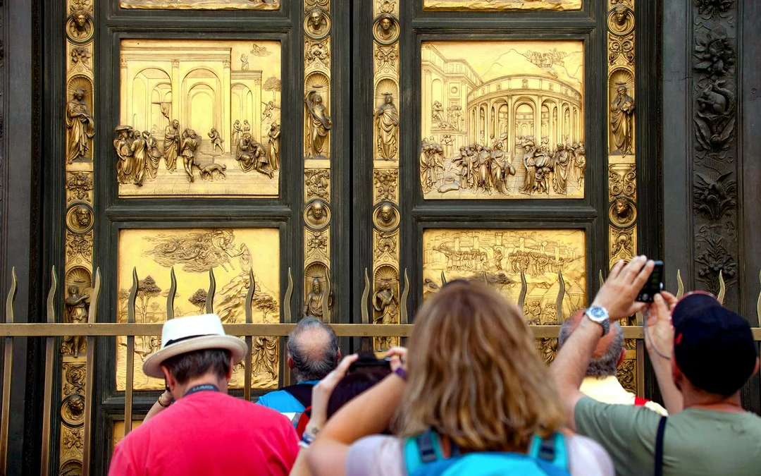 Florence Half-Day Guided Tour: City Centre & Uffizi Gallery with Optional Lunch Image 4