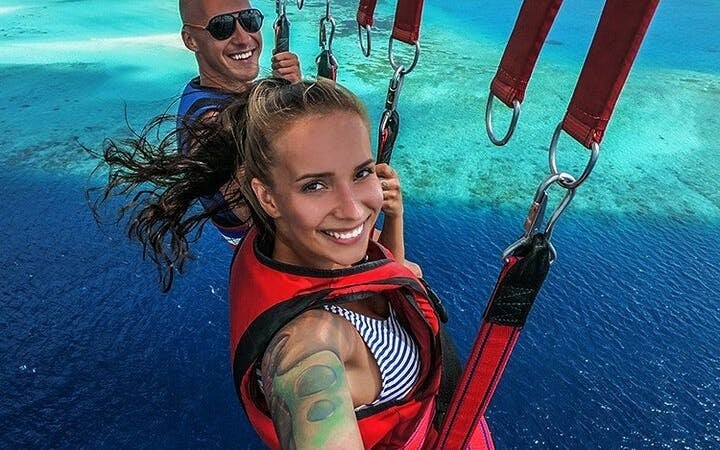 Fly Parasailing to Sky by Speedboat With Transportation- Hurghada Image 7
