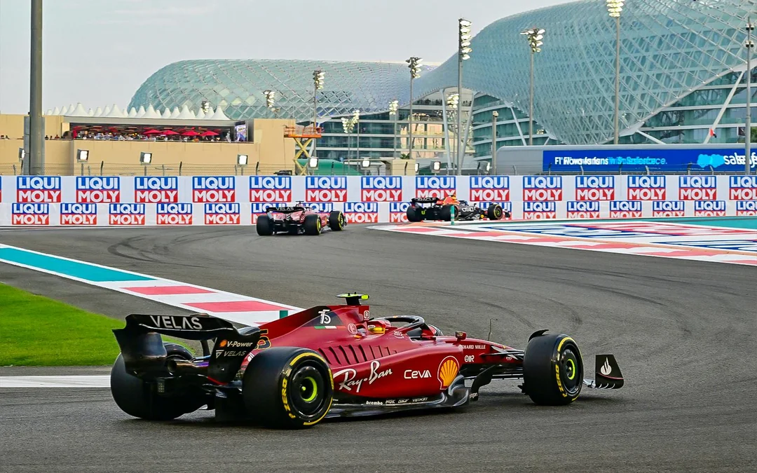 Formula 1 Abu Dhabi Grand Prix 2026: 1/2/3/4-Day Pass Image 3