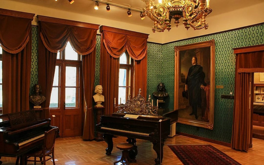 Franz Liszt House Museum Tickets Image 3