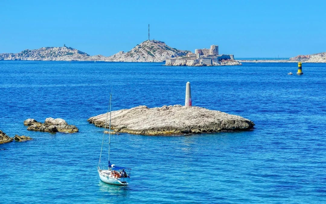 Frioul Archipelago & Châteaux d’If Exploration Boat Tour Image 8