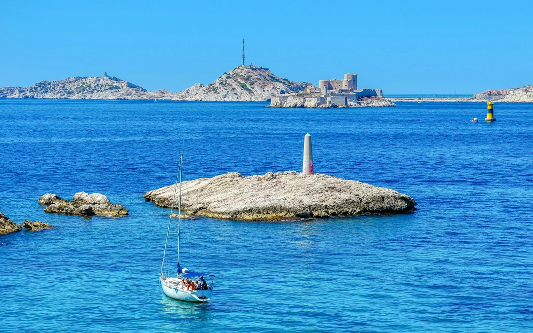 Frioul Archipelago & Châteaux d’If Exploration Boat Tour Image 8