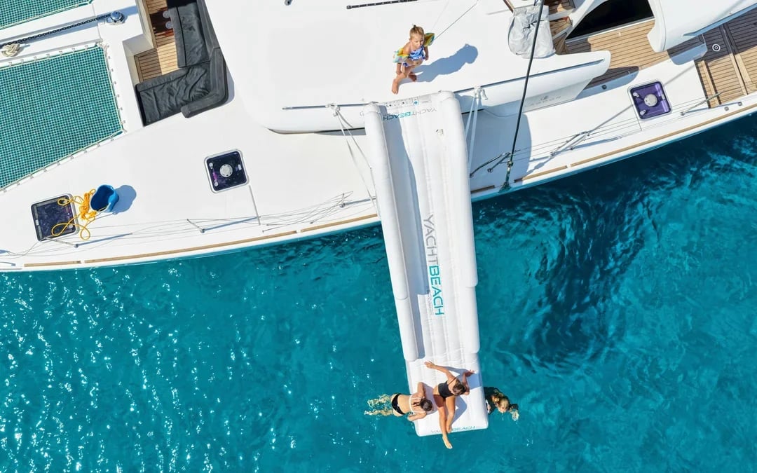 From Agios Nikolaos: All-Inclusive Catamaran Cruise to Spinalonga with Water Toys Image 9