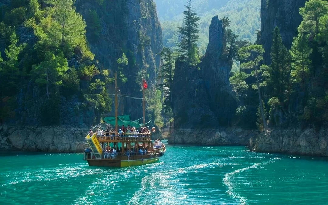 From Alanya: Green Canyon Boat Tour with Lunch & Hotel Transfers Image 6
