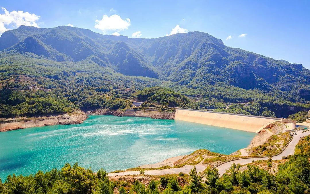 From Alanya: Green Canyon Boat Tour with Lunch & Hotel Transfers Image 7
