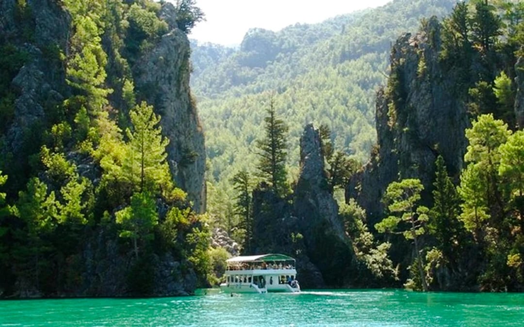 From Alanya: Green Canyon Boat Trip with Lunch, Soft Drinks and Hotel Transfers Image 5