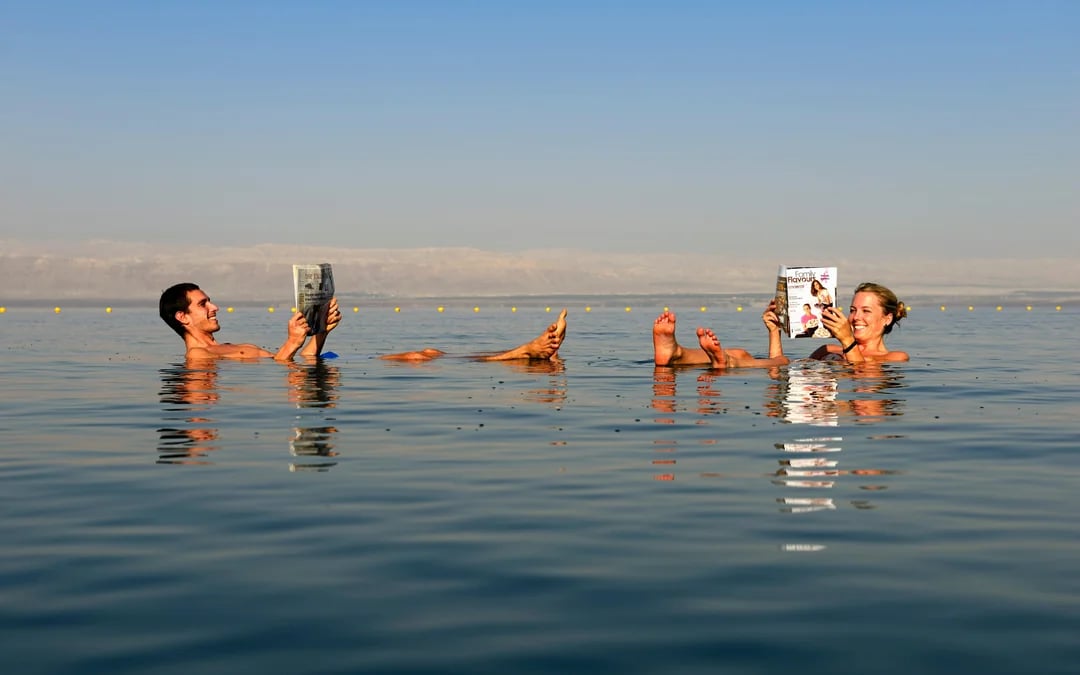 From Amman: Dead Sea Half-Day Trip with 4-Star Resort Beach Access & Mud Experience Image 7