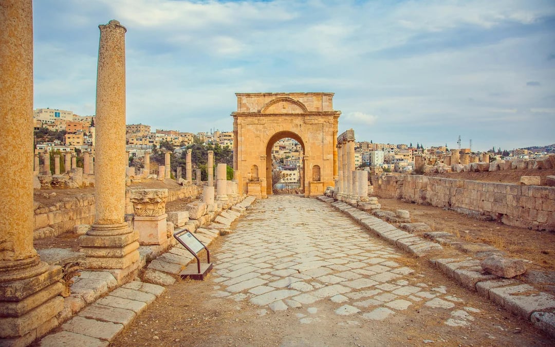 From Amman: Jerash Ruins and Ajloun Castle Guided Tour Image 11