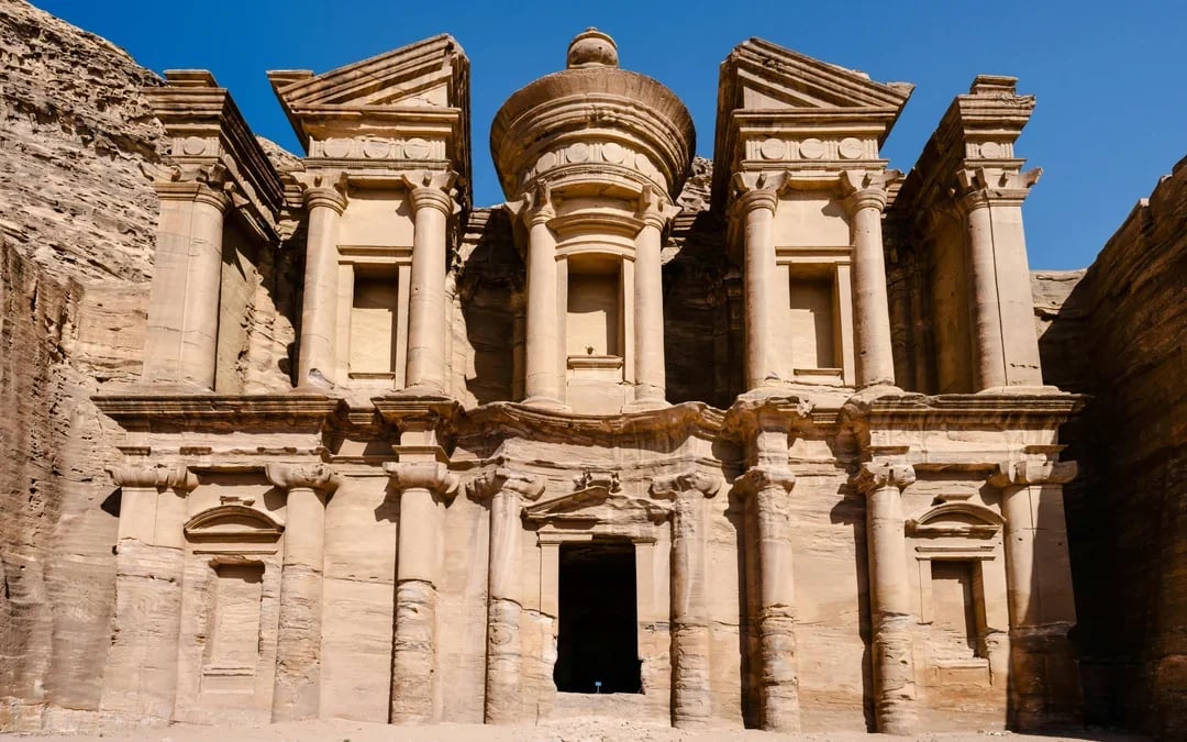 From Amman: Petra Guided Tour with Little Petra, Treasury & Royal Tombs Image 10
