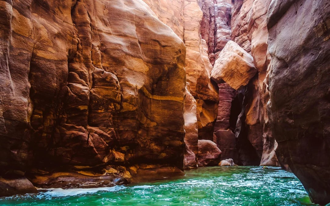 From Amman: Wadi Mujib Siq Trail Hike to the Waterfall Image 3