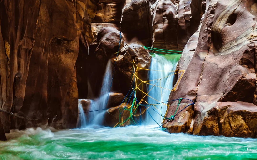 From Amman: Wadi Mujib Siq Trail Hike to the Waterfall Image 4