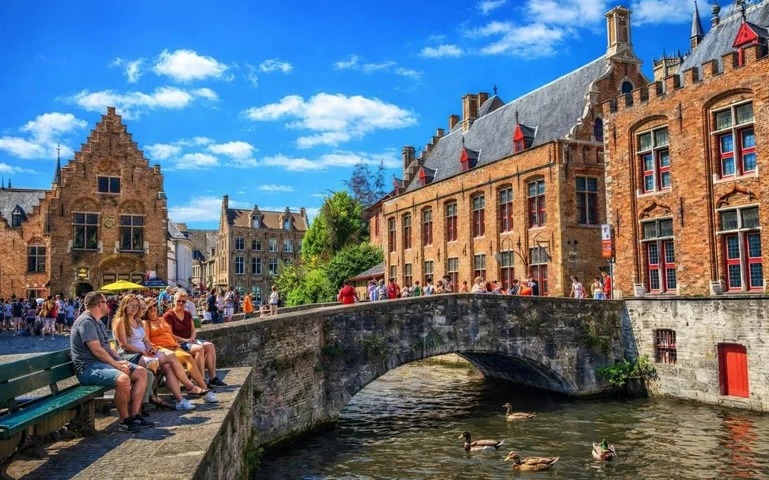 From Amsterdam: Bruges Full-Day Tour Image 2