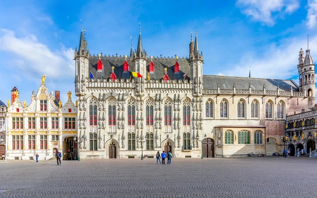 From Amsterdam: Full-Day Bruges Guided Tour Image 6